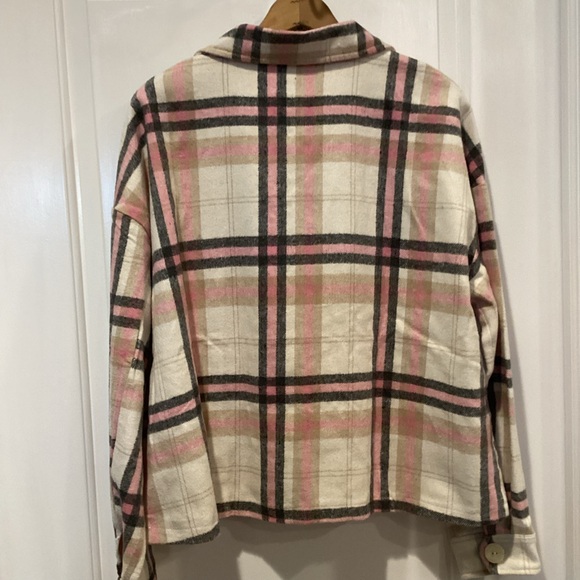 🫐Plaid Women's Jacket in Pink and Cream - Picture 10 of 12